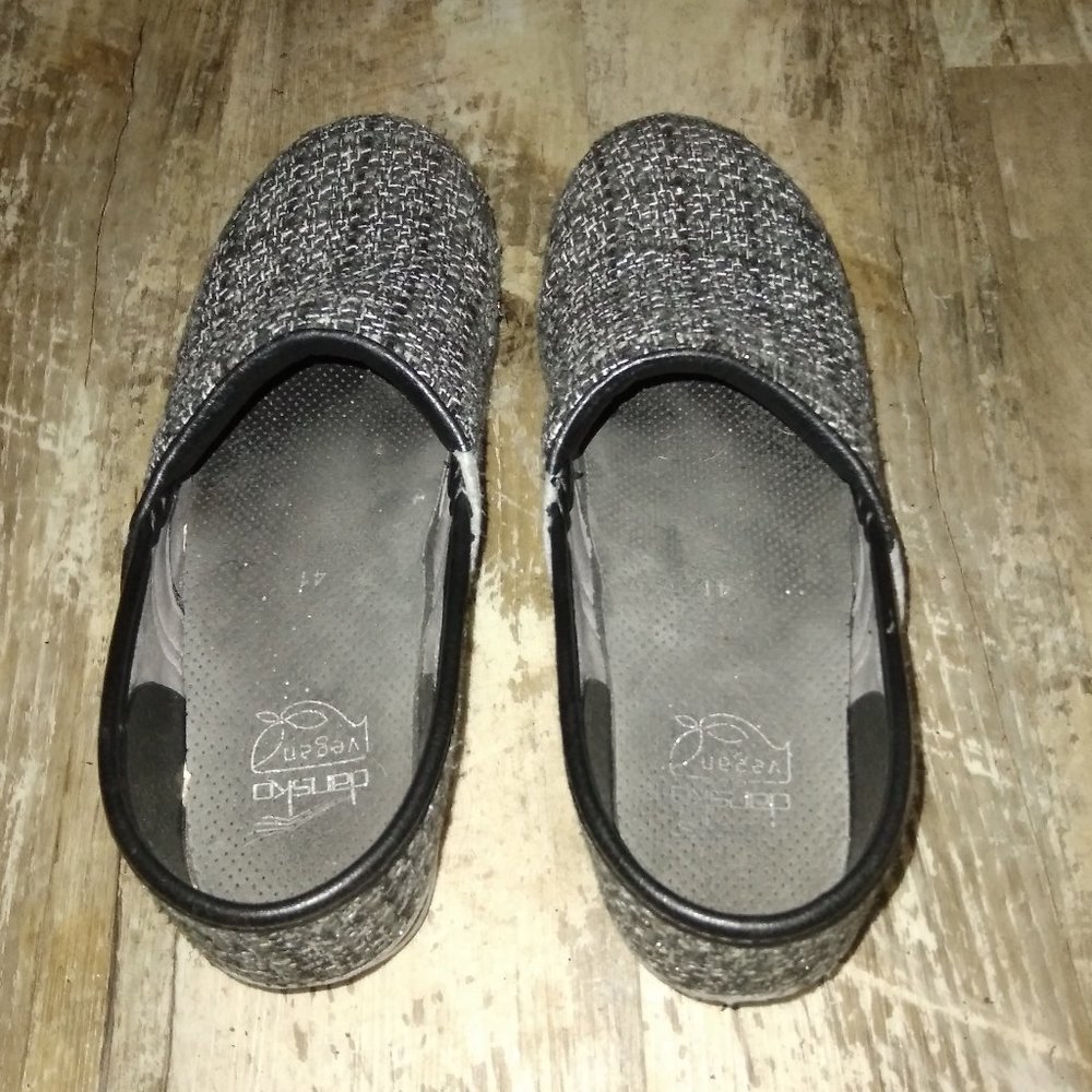 DANSKO PROFESSIONAL DAZZLE TEXTURED CLOGS SIZE 41